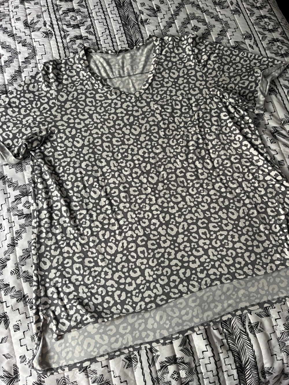 Jodifl Grey Tiger TShirt Sleepshirt Size 3X
